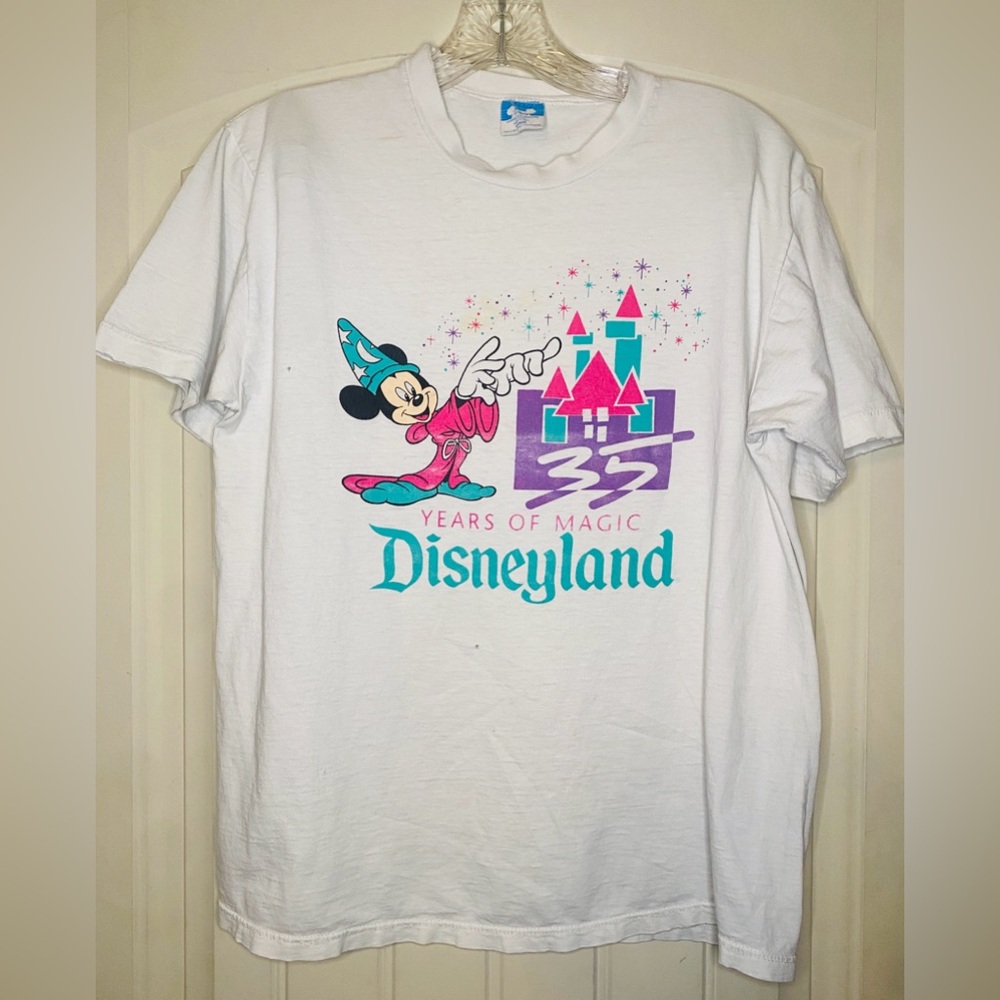 Vintage Disney Kids White T-Shirt with Mickey and Disneyland Design